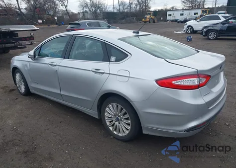 2013 Ford Fusion Hybrid Se z USA, uszkodzony, nr VIN 3FA6P0LU5DR231346